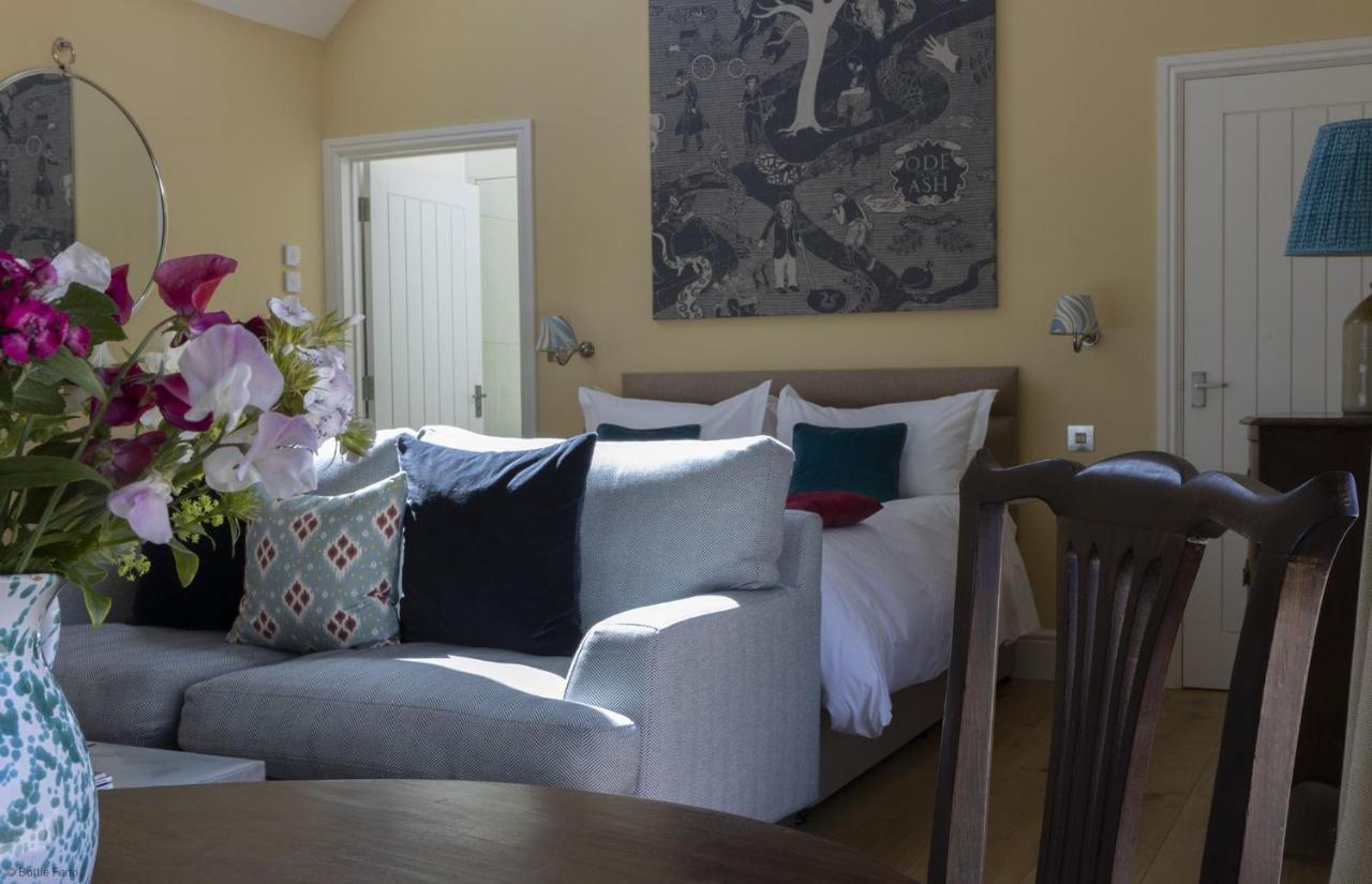 Meadow Barn Villa แอ็กซ์มินสเตอร์ ภายนอก รูปภาพ